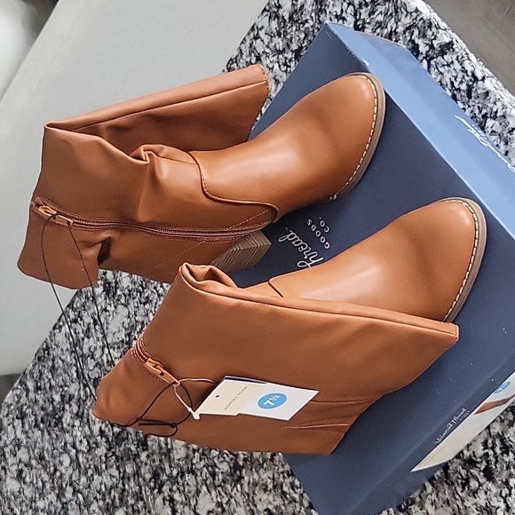 Ladies Boits - Picture 2 of 6